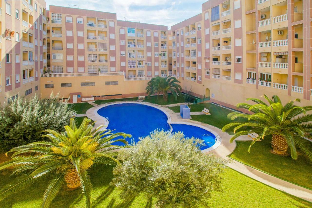 San Julian Apartamento Torrevieja Luaran gambar